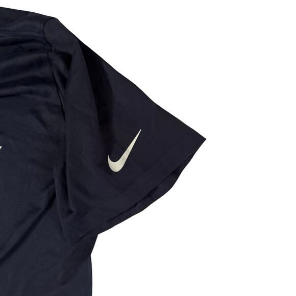 Nike Texans Game Day Tee: Lightweight Large Dark Blue Shirt for True Fans - Picture 5 of 6